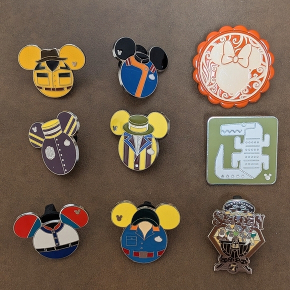 Disney & Fandom Pins - Picture 2 of 9
